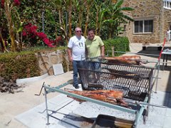 UN MECHOUI AVEC LES AMIS PN D ANDALOUSIE 9 05 2013 A MOJACA (58)